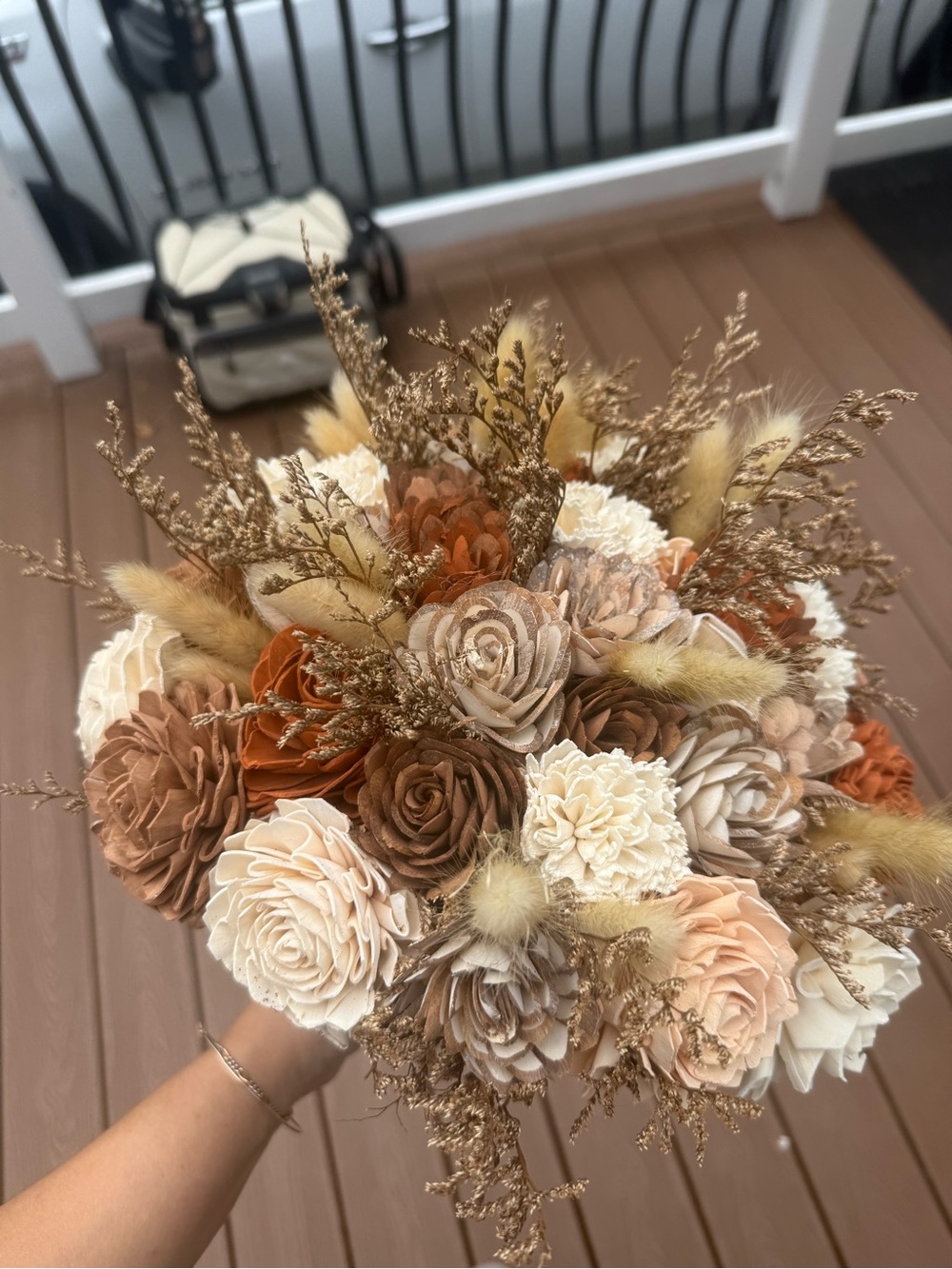 Sola Wood Flower Bouquet